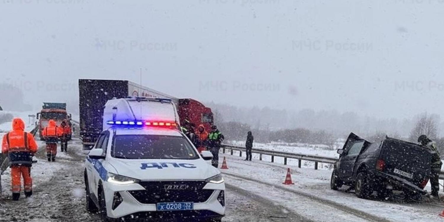 ​Под Клинцами в жутком ДТП погибла женщина