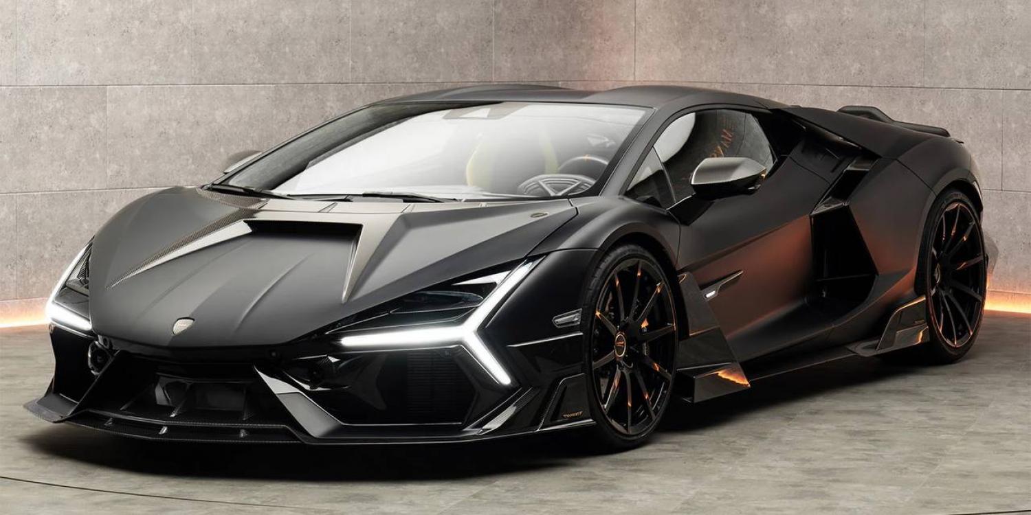 В России появился уникальный Lamborghini Revuelto от Mansory
