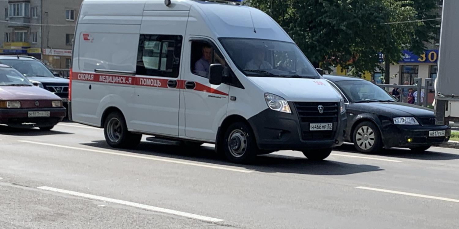 В Симферополе правоохранители изучают обстоятельства аварии с 3 пострадавшими